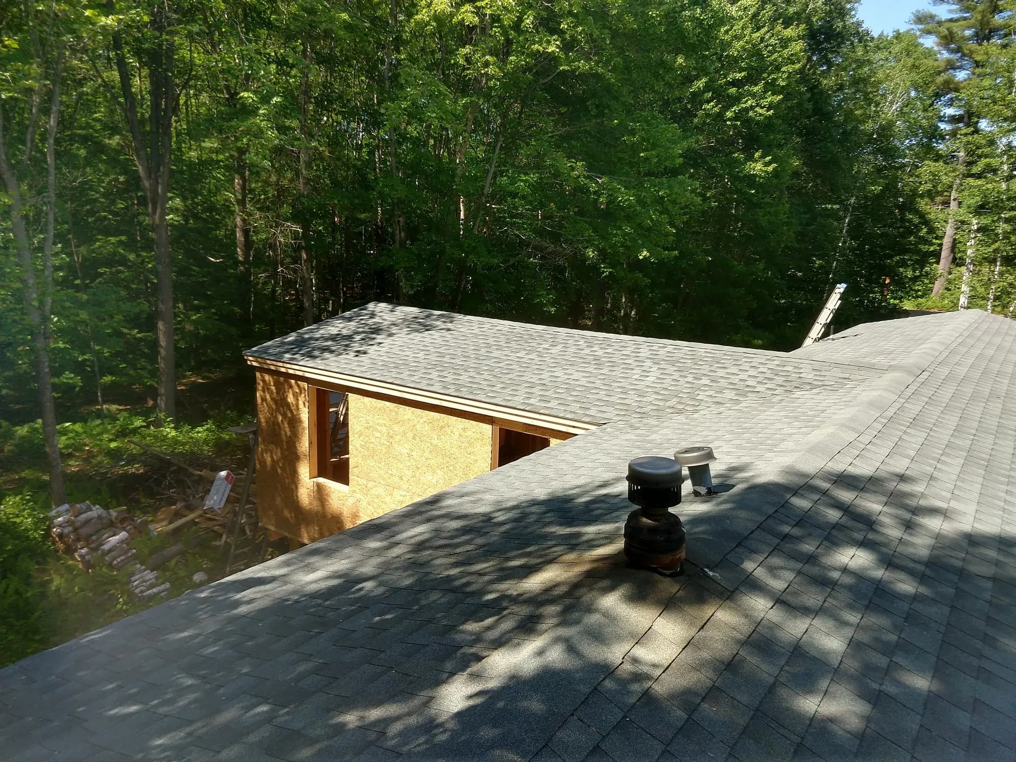 Handyman services image 2 showing repairs and remodeling examples